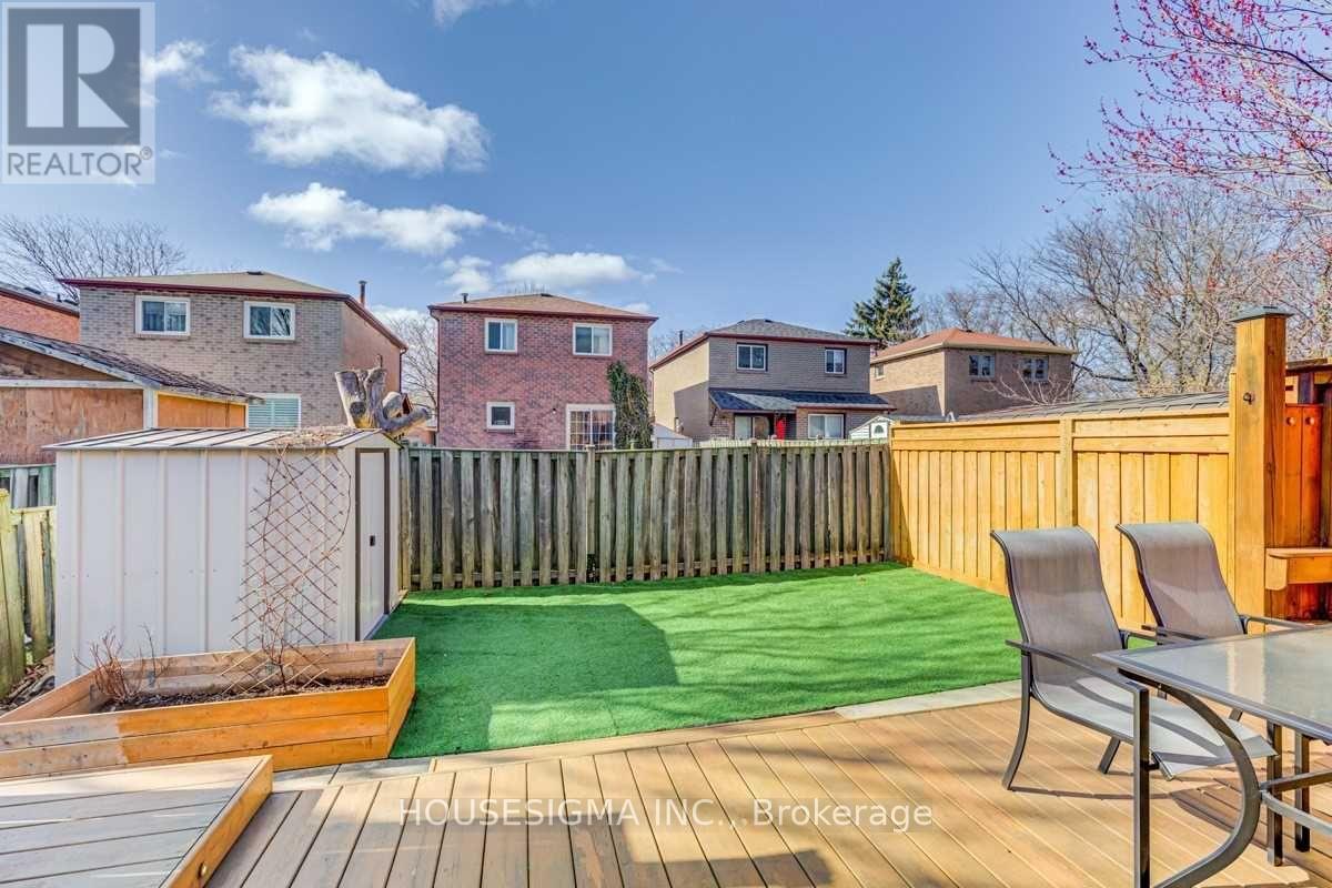 18 Fisher Crescent, Ajax (Central West), Ontario  L1T 2E6 - Photo 23 - E12824428