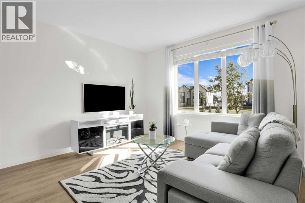 145 South Point Greenway Sw, Airdrie, Alberta T4B 5J3 - Photo 7 - A2283699