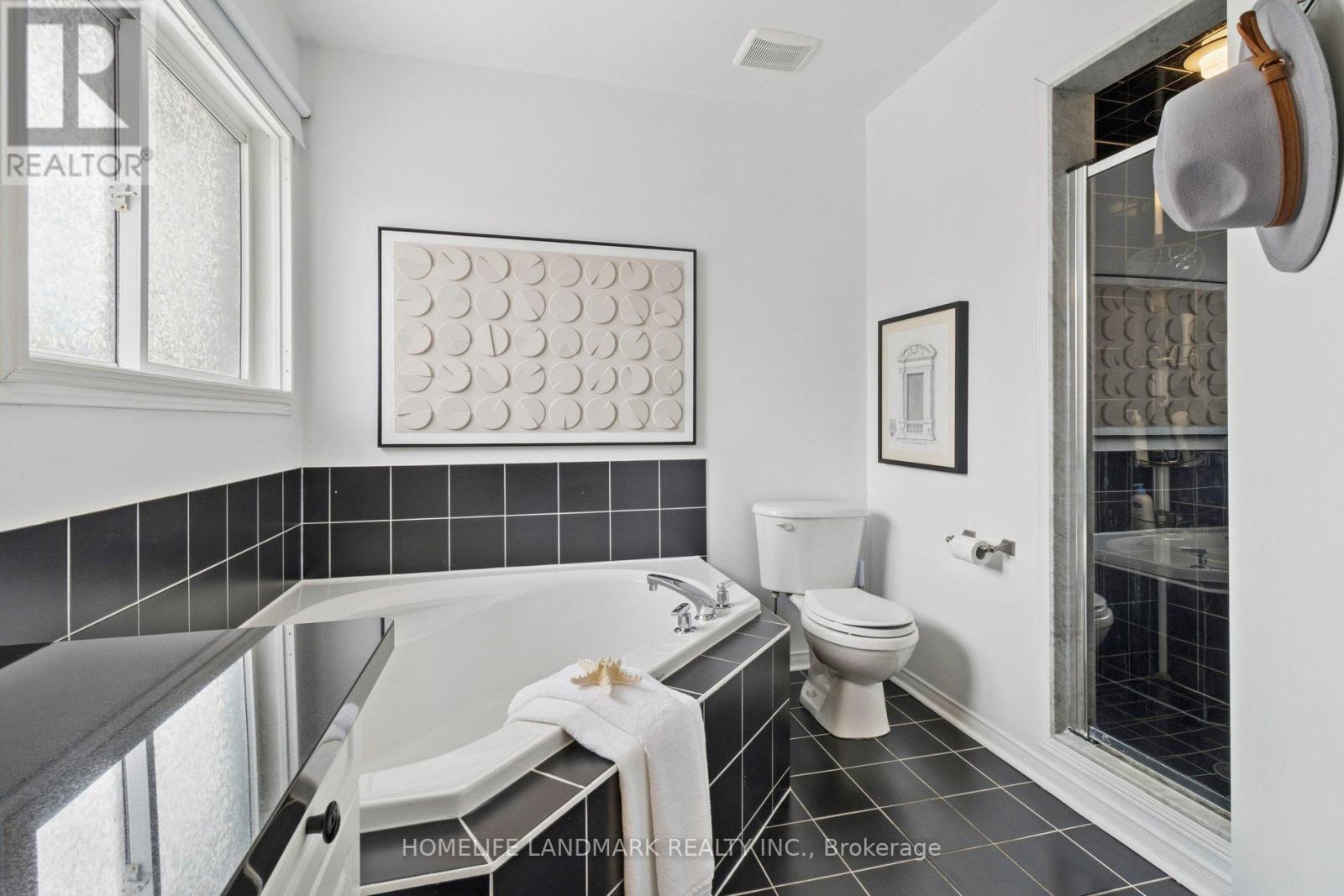 239 Fred Mclaren Boulevard, Markham, Ontario  L6E 1T1 - Photo 18 - N12824460