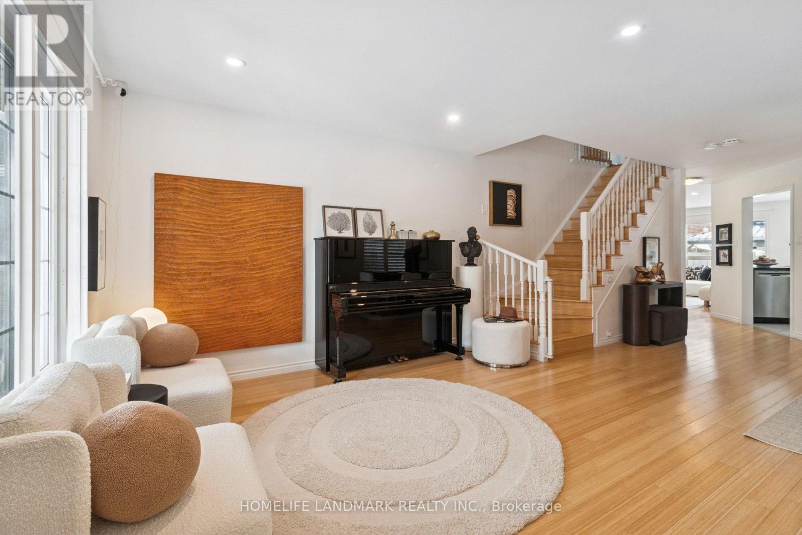 239 Fred Mclaren Boulevard, Markham, Ontario  L6E 1T1 - Photo 3 - N12824460