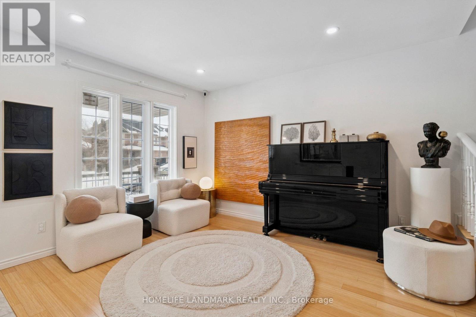 239 Fred Mclaren Boulevard, Markham, Ontario  L6E 1T1 - Photo 4 - N12824460