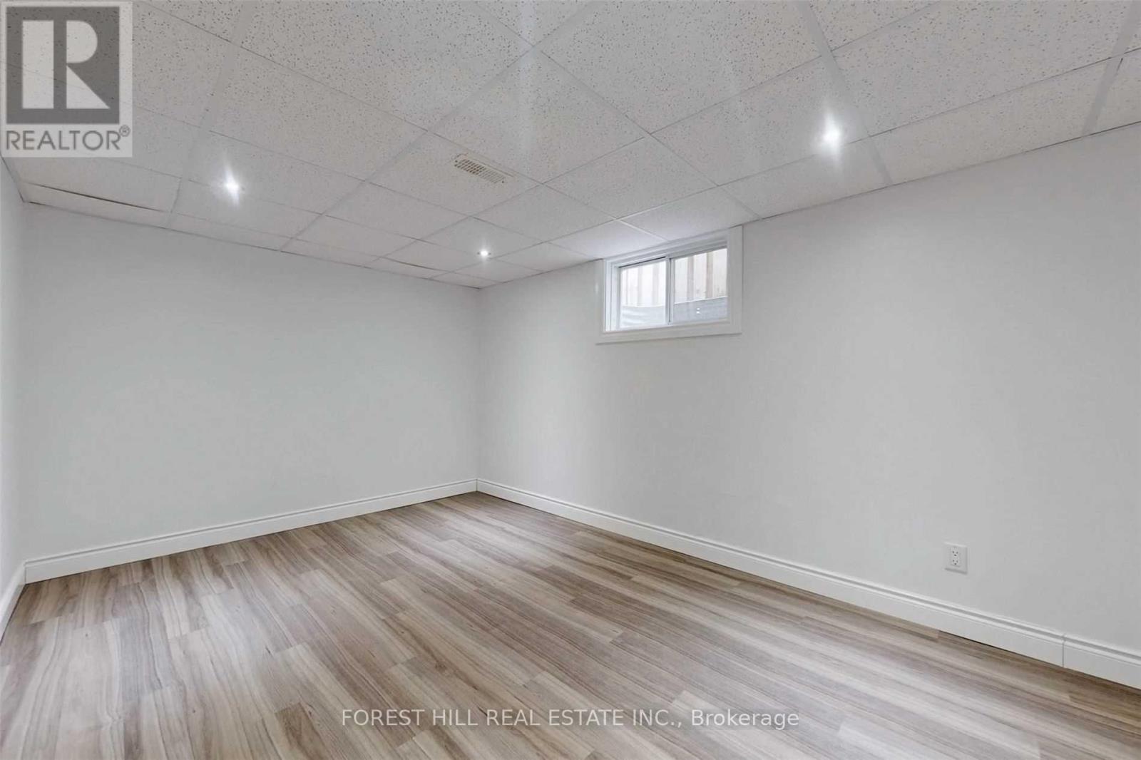 213 Hickling Trail, Barrie (Grove East), Ontario  L4M 5W6 - Photo 27 - S12824508