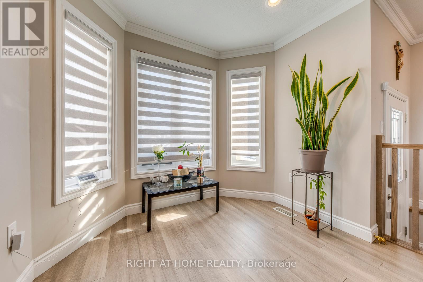 30 Brighton Road, Barrie, Ontario  L4M 6S4 - Photo 6 - S12824578