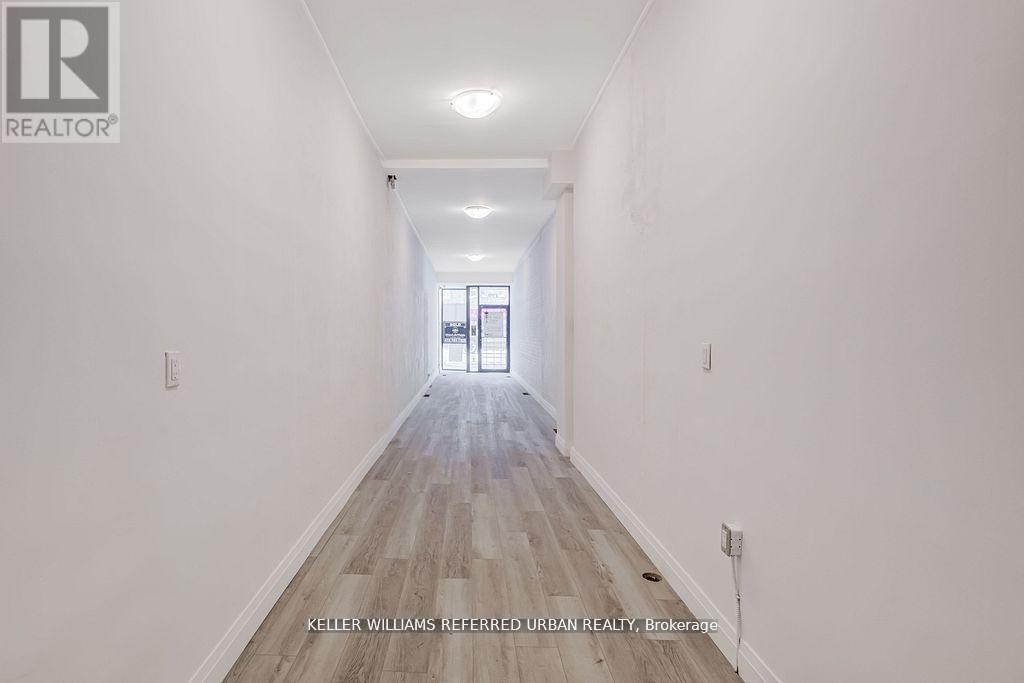 499 Danforth Avenue, Toronto, Ontario  M4K 1P5 - Photo 7 - E12823372