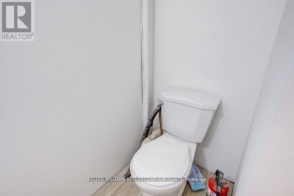 499 Danforth Avenue, Toronto, Ontario  M4K 1P5 - Photo 12 - E12823372