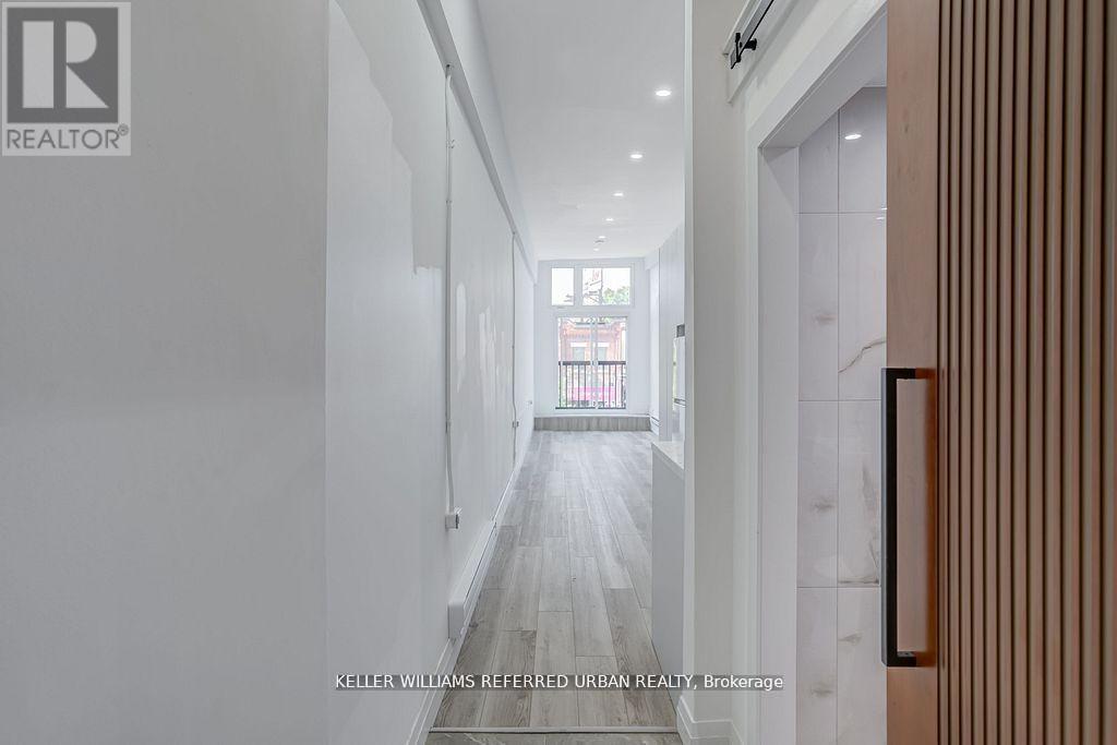 499 Danforth Avenue, Toronto, Ontario  M4K 1P5 - Photo 18 - E12823372