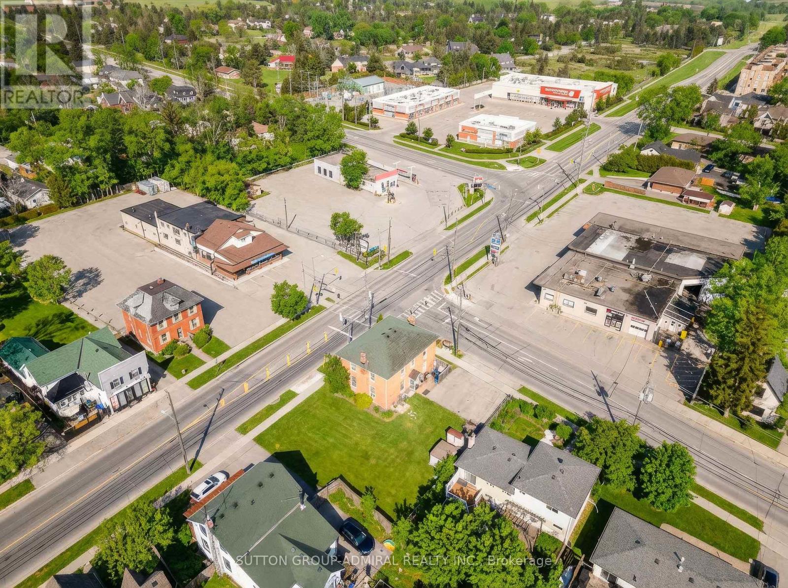 6745 Main Street, Whitchurch-Stouffville, Ontario  L4A 6B5 - Photo 17 - N12824322