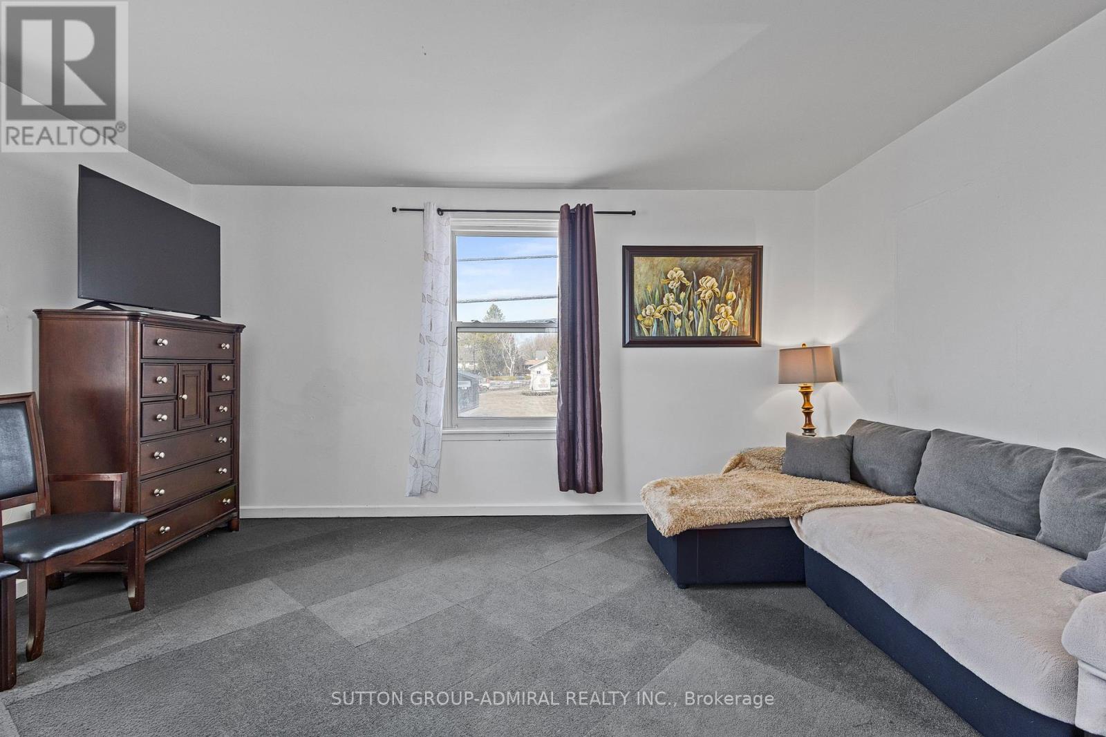 6745 Main Street, Whitchurch-Stouffville, Ontario  L4A 6B5 - Photo 31 - N12824322