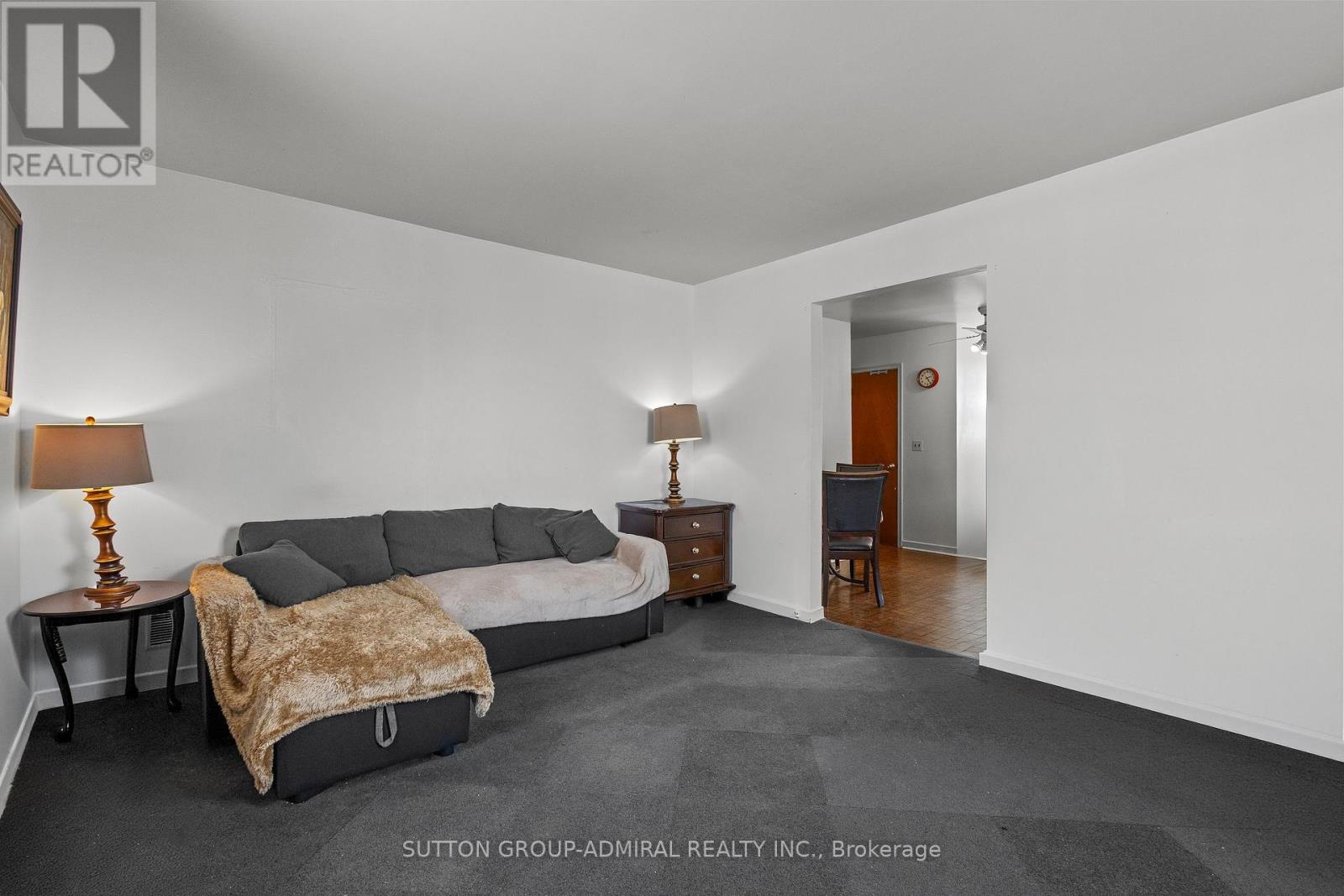 6745 Main Street, Whitchurch-Stouffville, Ontario  L4A 6B5 - Photo 33 - N12824322