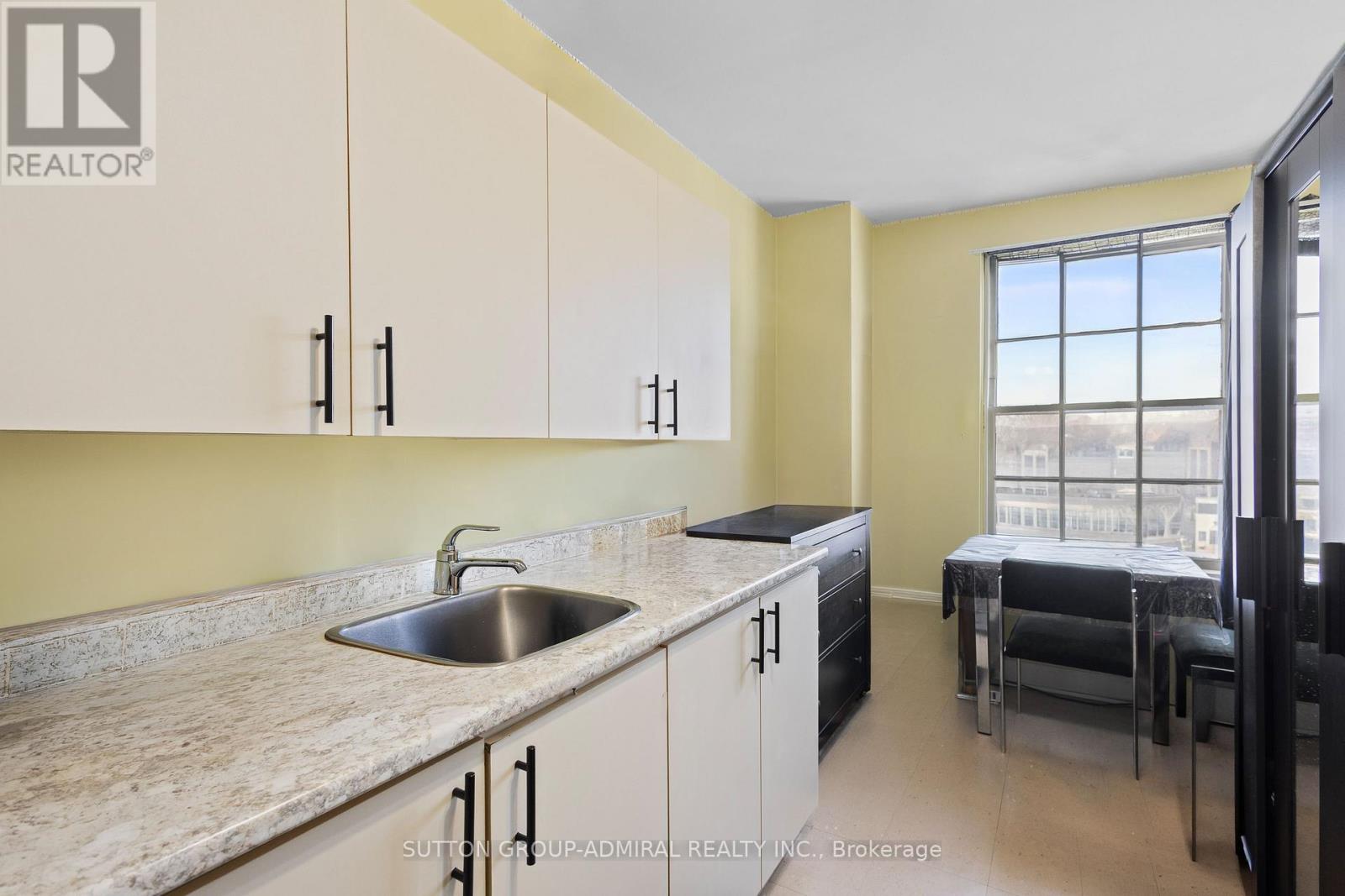 6745 Main Street, Whitchurch-Stouffville, Ontario  L4A 6B5 - Photo 37 - N12824322