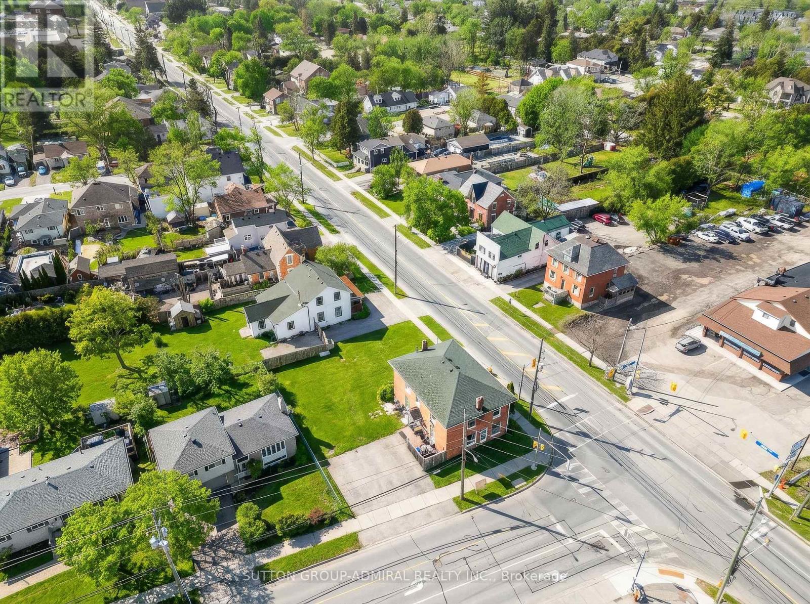 6745 Main Street, Whitchurch-Stouffville, Ontario  L4A 6B5 - Photo 3 - N12824322