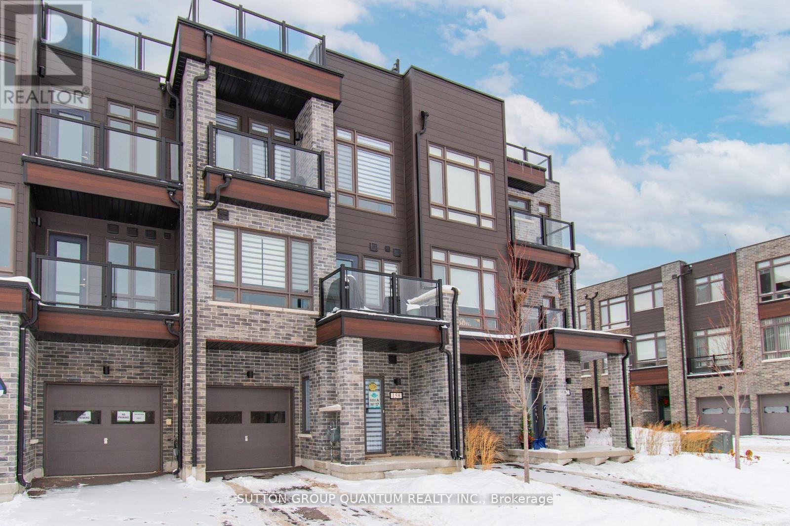 158 Elgin Street, Orillia, Ontario  L3V 1R2 - Photo 2 - S12792092