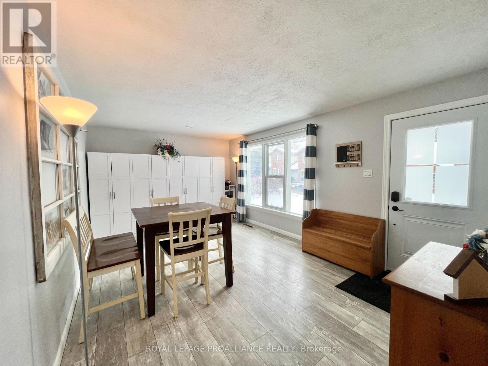 14 South Park Street, Quinte West, Ontario  K0K 2C0 - Photo 12 - X12812594