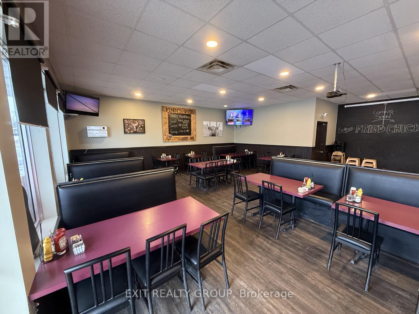 231 Durham Street, Madoc, Ontario  K0K 2K0 - Photo 3 - X12584448