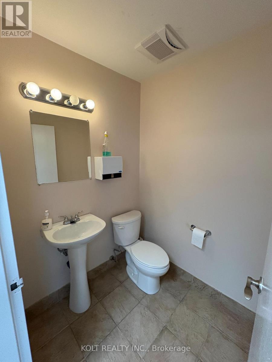 16 - 5266 General Road, Mississauga, Ontario L4W 1Z7 - Photo 7 - W12824266