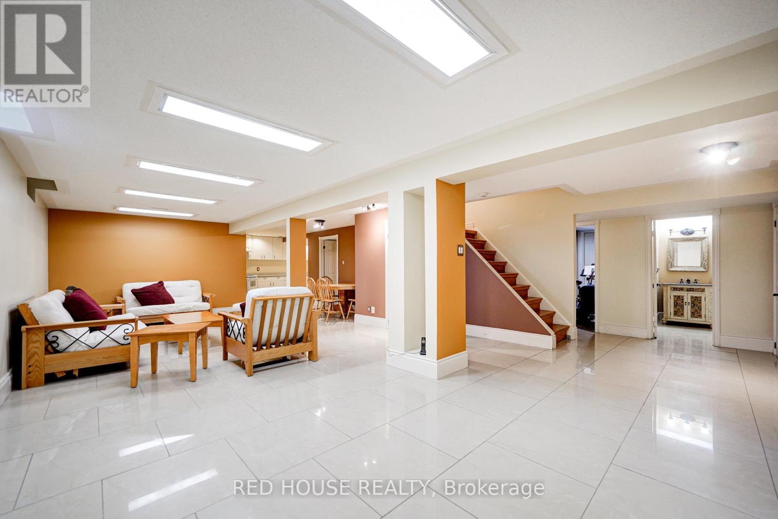 Bsmt - 4450 Mayflower Drive, Mississauga, Ontario  L5R 1S6 - Photo 1 - W12824444