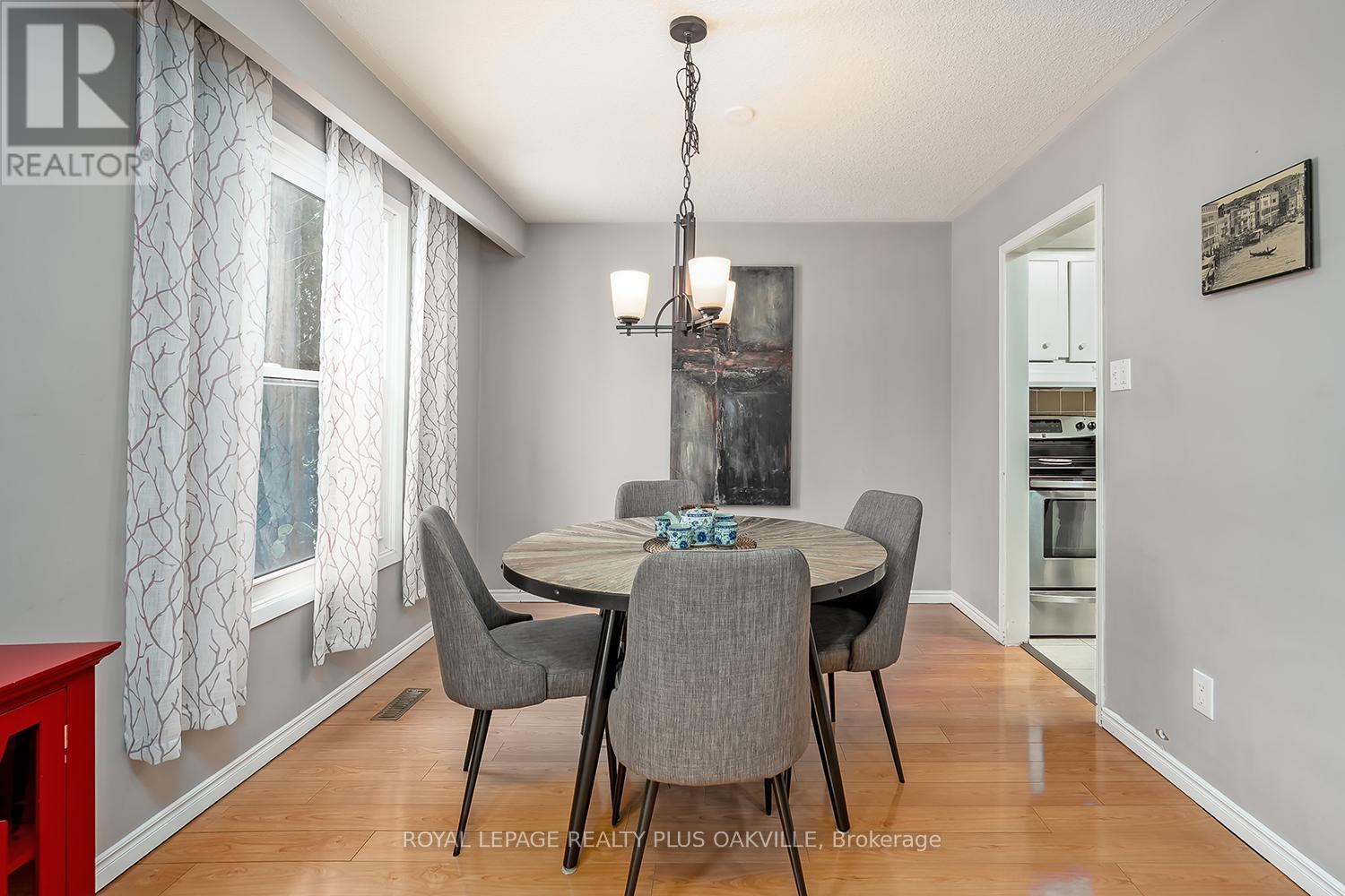 2339 Hixon Street, Oakville, Ontario  L6L 1T7 - Photo 12 - W12824452