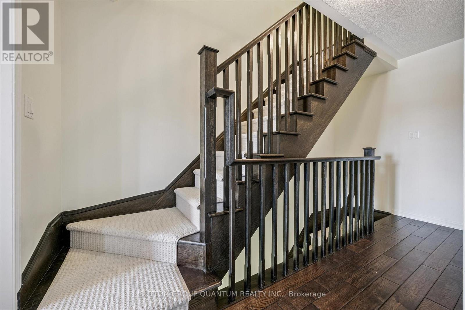 20 Deancrest Road, Brampton, Ontario  L7A 0W2 - Photo 14 - W12824530