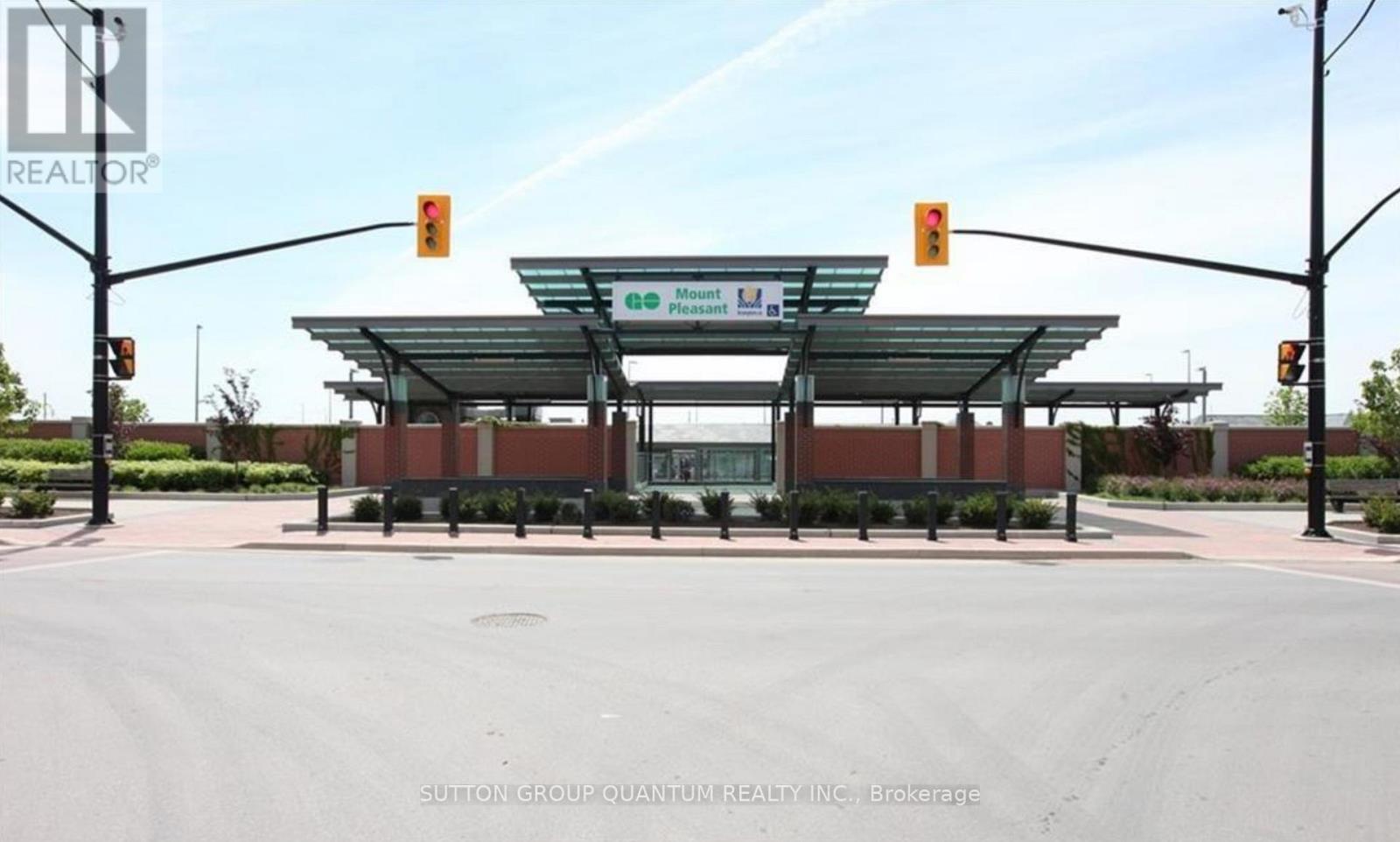 20 Deancrest Road, Brampton, Ontario  L7A 0W2 - Photo 26 - W12824530