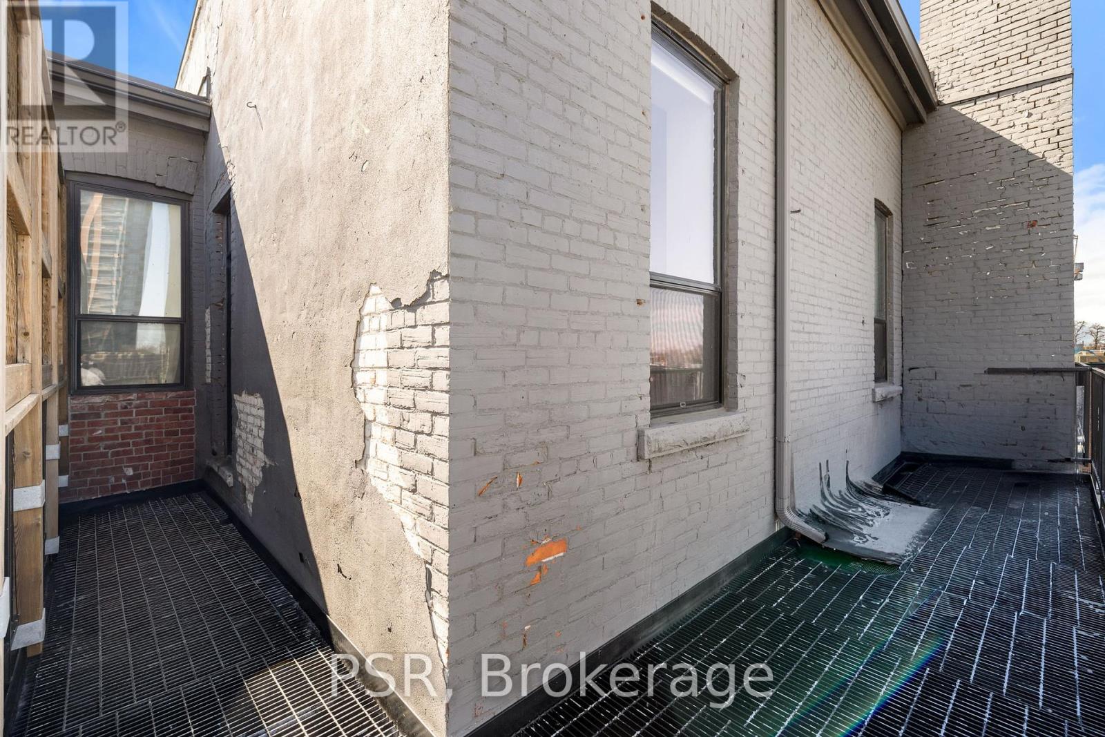311 - 2870 Dundas Street W, Toronto, Ontario  M6P 1Y8 - Photo 16 - W12824612