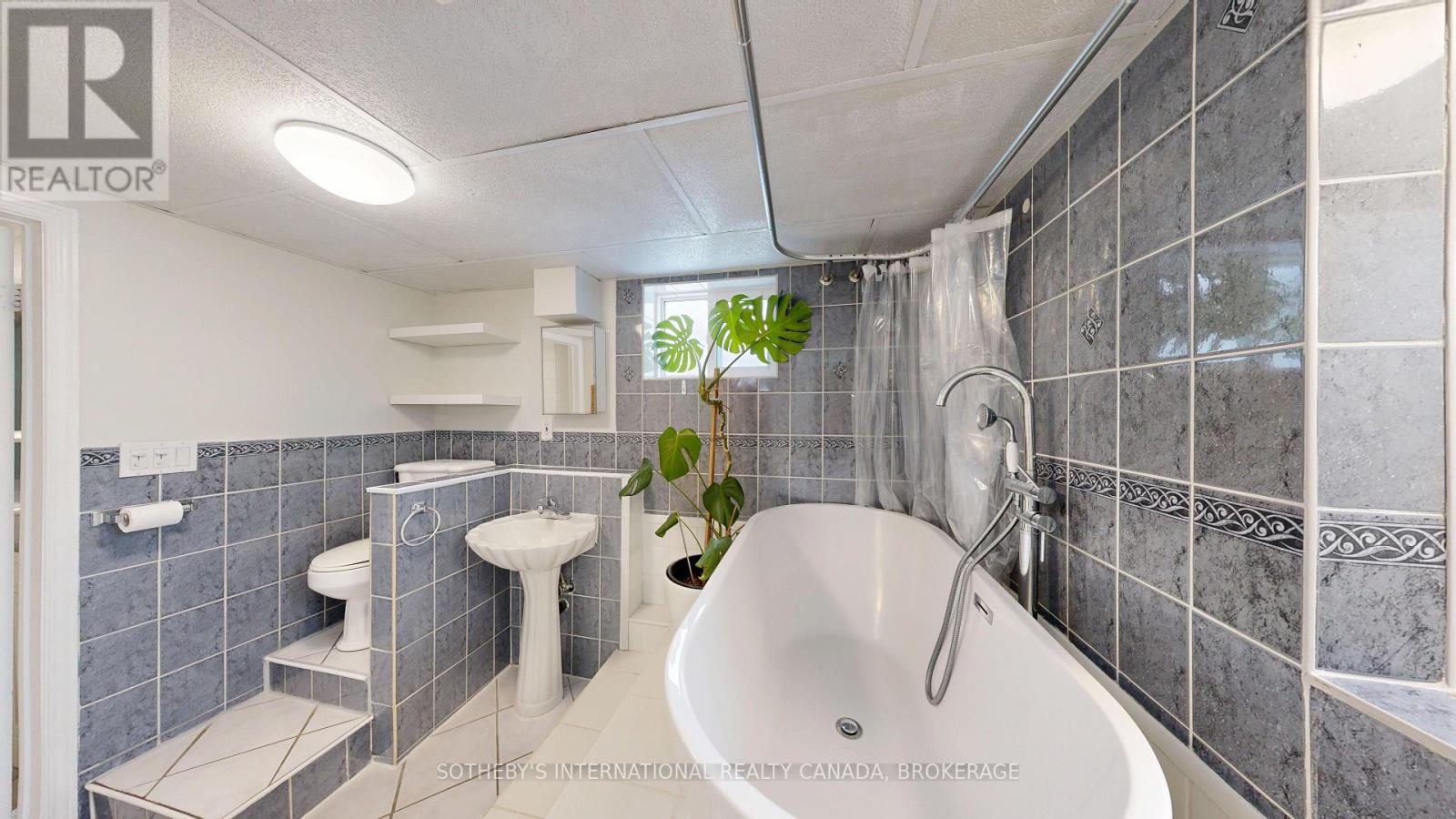 243 Bartholomew Street, Brockville, Ontario  K6V 2S4 - Photo 39 - X12798542