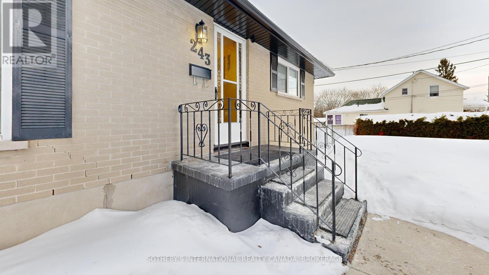 243 Bartholomew Street, Brockville, Ontario  K6V 2S4 - Photo 4 - X12798542