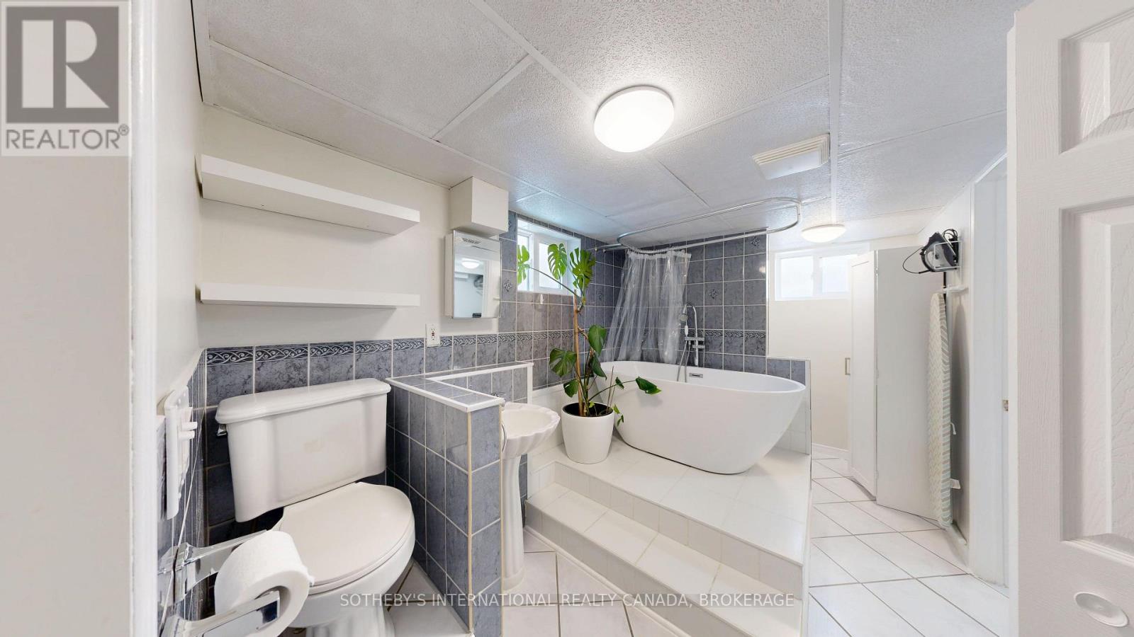 243 Bartholomew Street, Brockville, Ontario  K6V 2S4 - Photo 40 - X12798542