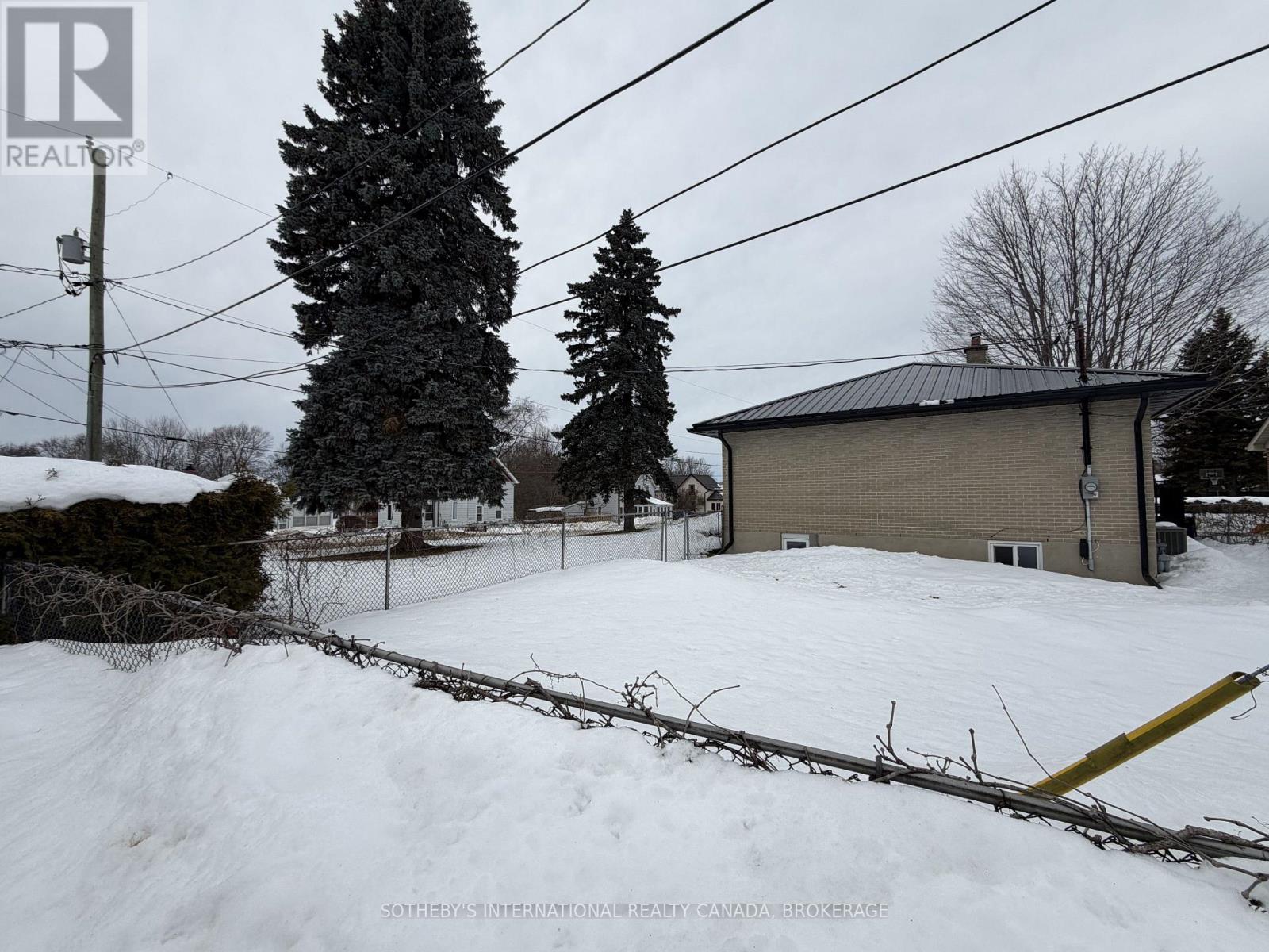 243 Bartholomew Street, Brockville, Ontario  K6V 2S4 - Photo 47 - X12798542