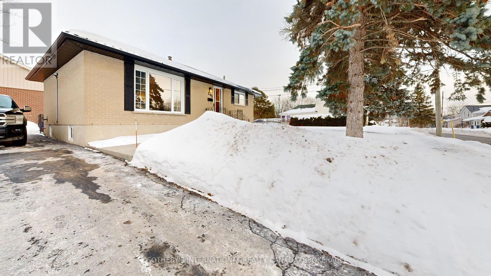 243 Bartholomew Street, Brockville, Ontario  K6V 2S4 - Photo 5 - X12798542