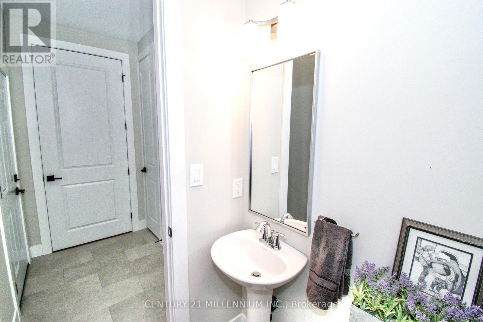 29 - 744 Nelson Street W, Norfolk, Ontario  N0A 1N0 - Photo 33 - X12824504