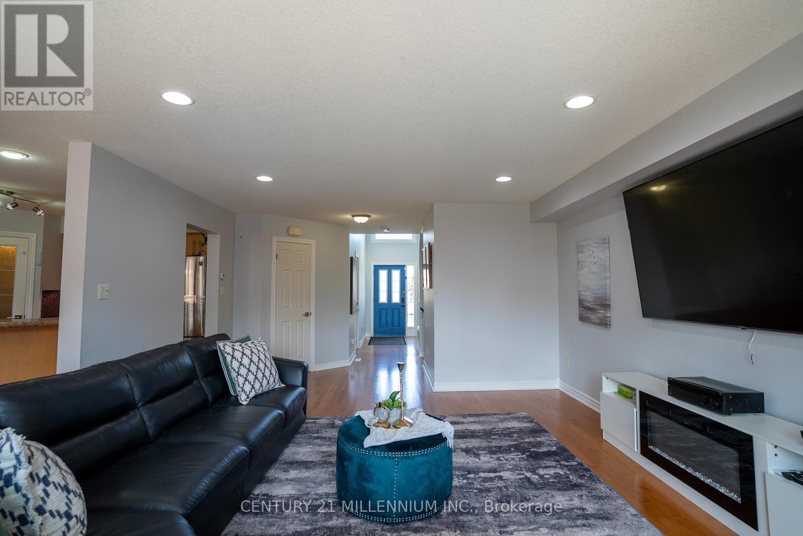 2427 Asima Drive, London South, Ontario  N6M 0B3 - Photo 9 - X12824560