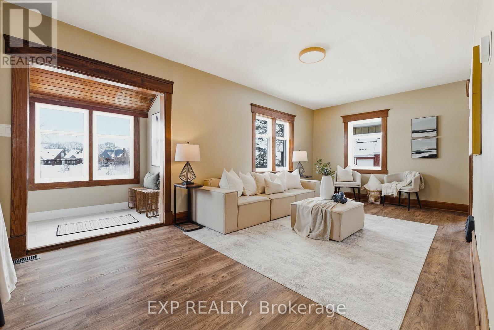 999 Vine Street, Cambridge, Ontario  N3H 2Z7 - Photo 3 - X12824580