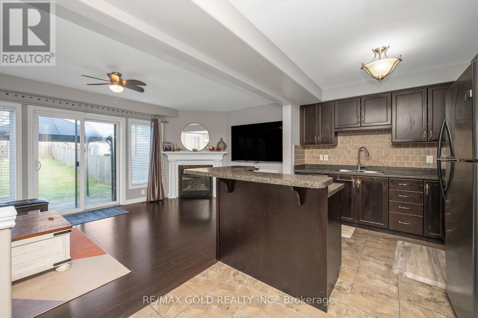 31 Donald Bell Drive, Hamilton, Ontario  L0R 1C0 - Photo 9 - X12824596