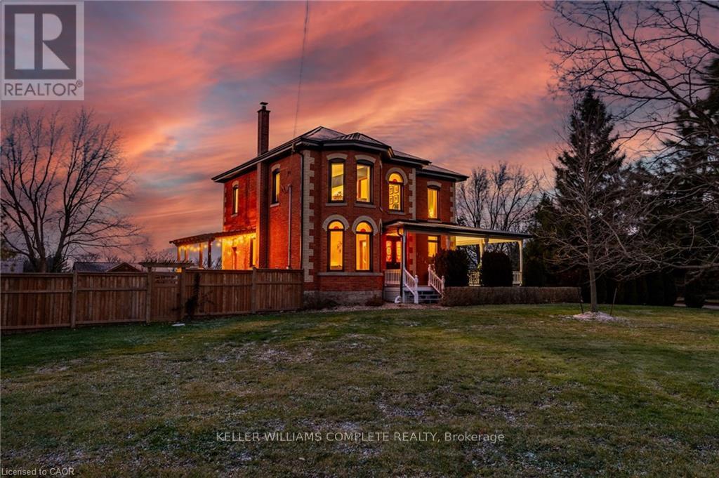 1664 NEBO ROAD, Hamilton, Ontario