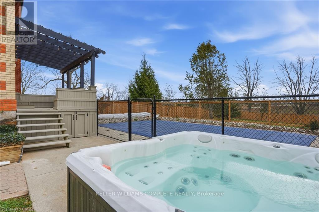 1664 Nebo Road, Hamilton, Ontario  L0R 1W0 - Photo 38 - X12824604