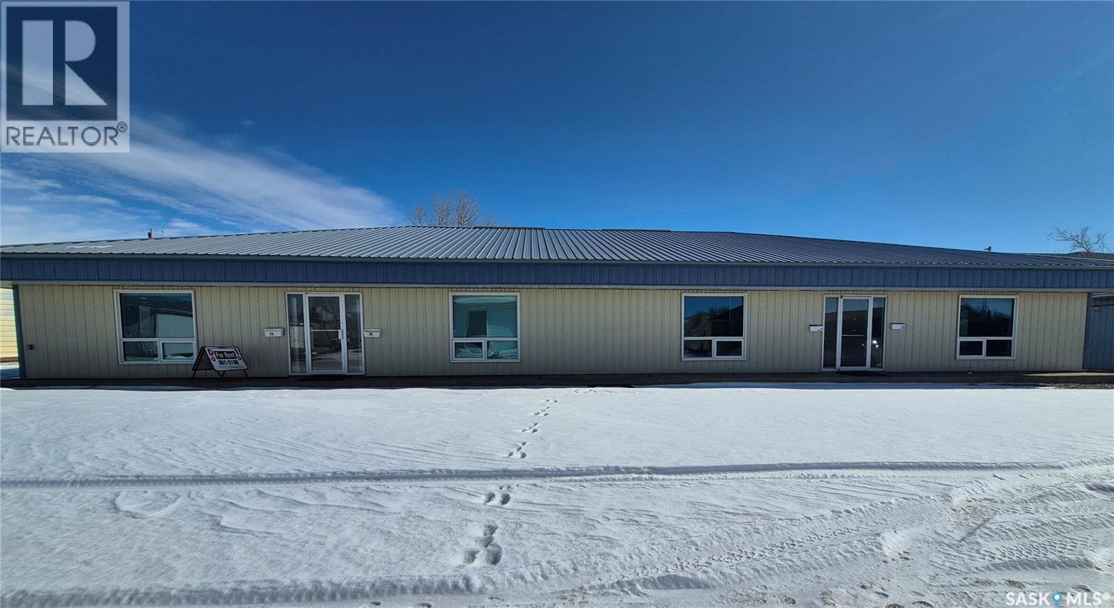 24 12th STREET NE, Weyburn