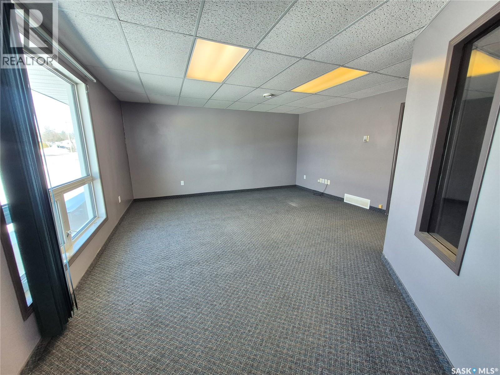 24 12th Street Ne, Weyburn, Saskatchewan  S4H 1K2 - Photo 15 - SK029262