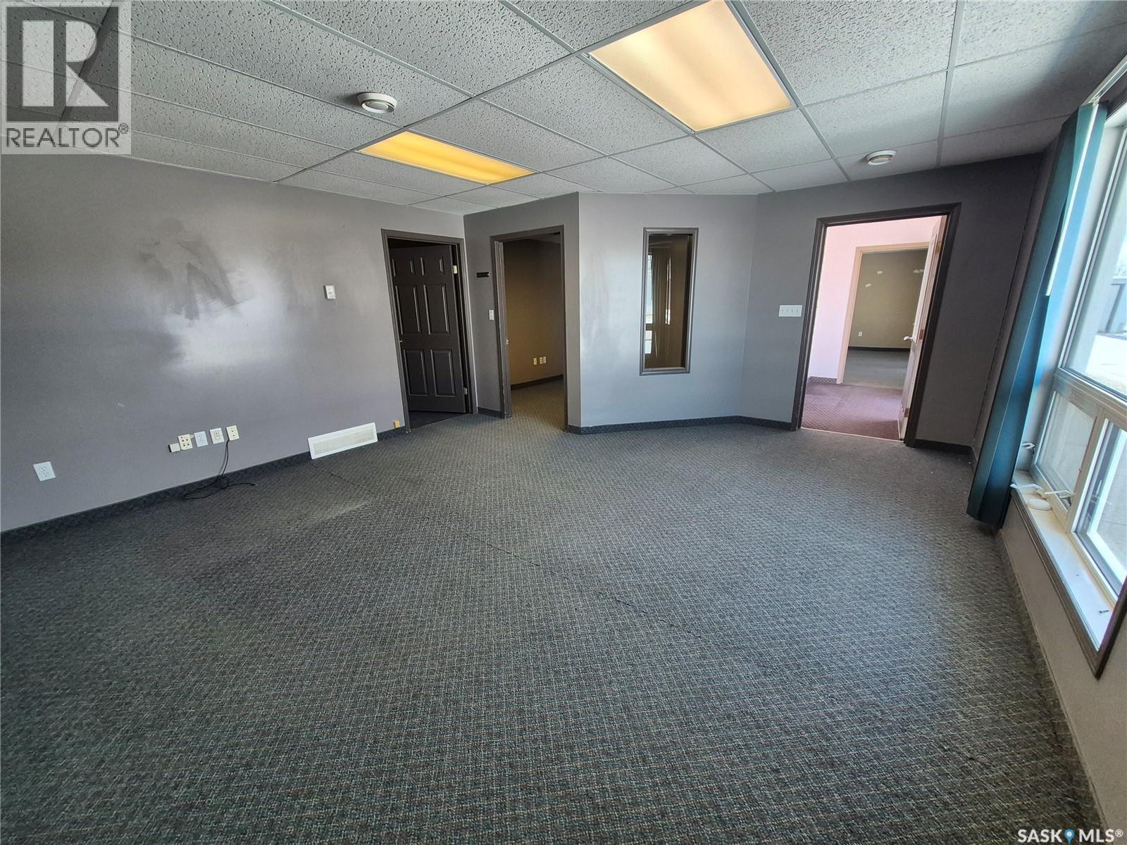 24 12th Street Ne, Weyburn, Saskatchewan  S4H 1K2 - Photo 16 - SK029262