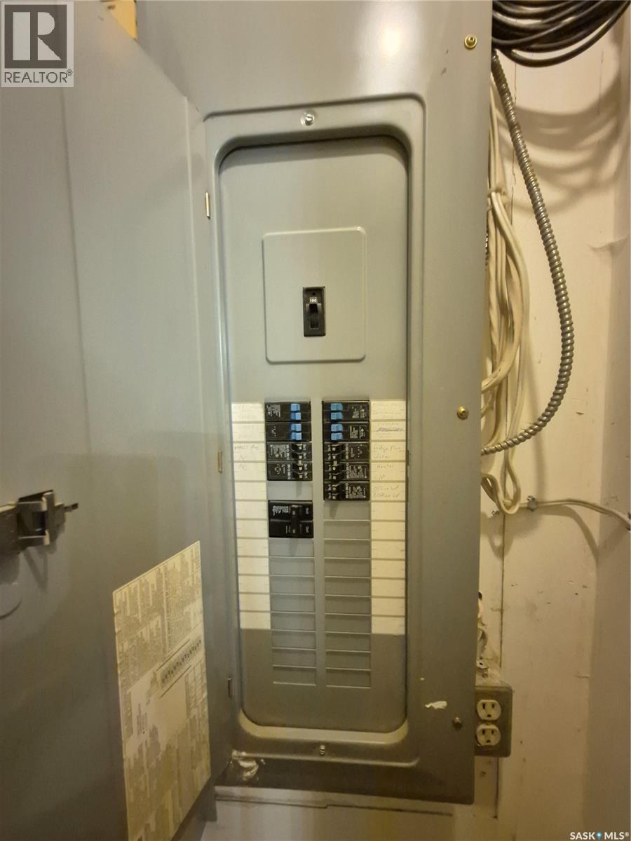 24 12th Street Ne, Weyburn, Saskatchewan  S4H 1K2 - Photo 23 - SK029262