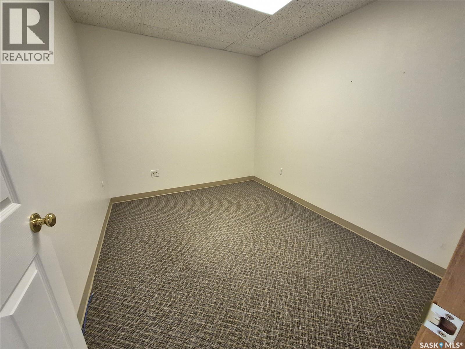 24 12th Street Ne, Weyburn, Saskatchewan  S4H 1K2 - Photo 40 - SK029262