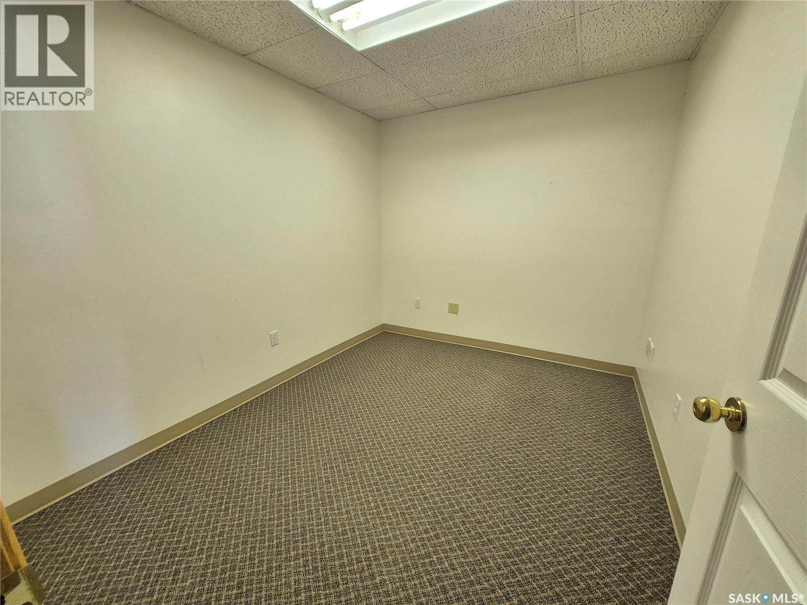 24 12th Street Ne, Weyburn, Saskatchewan  S4H 1K2 - Photo 41 - SK029262