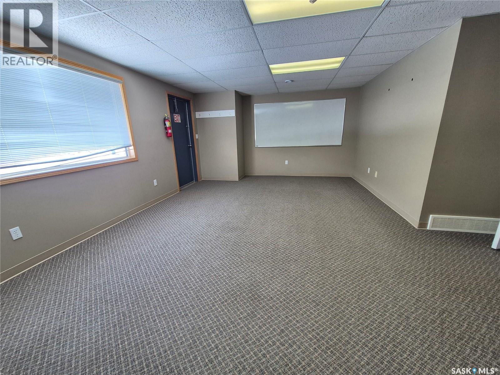 24 12th Street Ne, Weyburn, Saskatchewan  S4H 1K2 - Photo 43 - SK029262