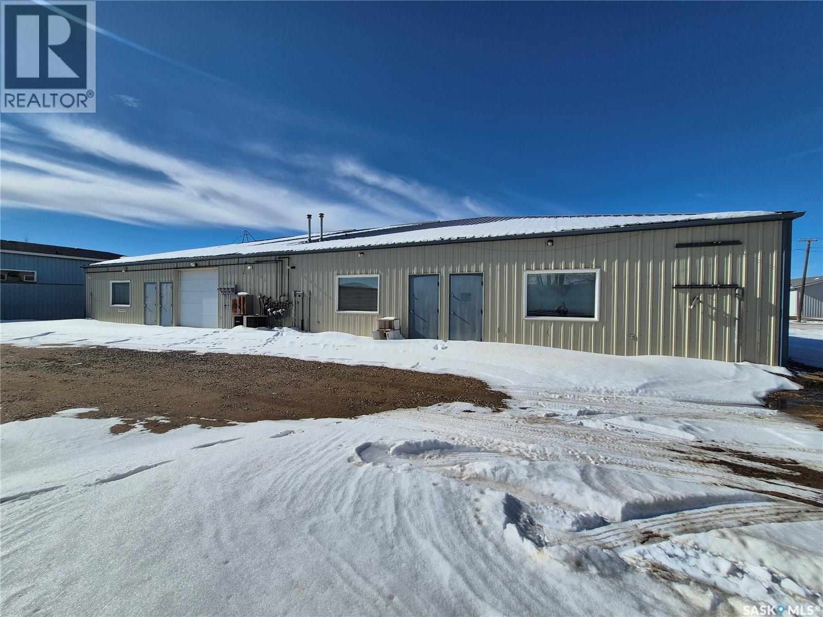 24 12th Street Ne, Weyburn, Saskatchewan  S4H 1K2 - Photo 48 - SK029262