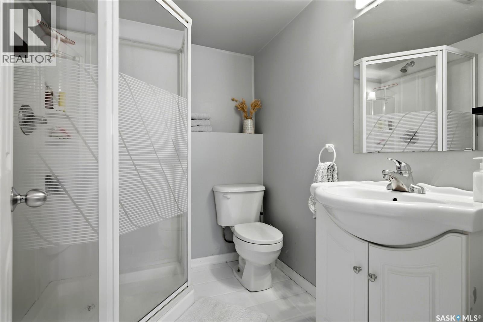 12 Montgomery Road, Regina, Saskatchewan  S4S 5C4 - Photo 27 - SK029242