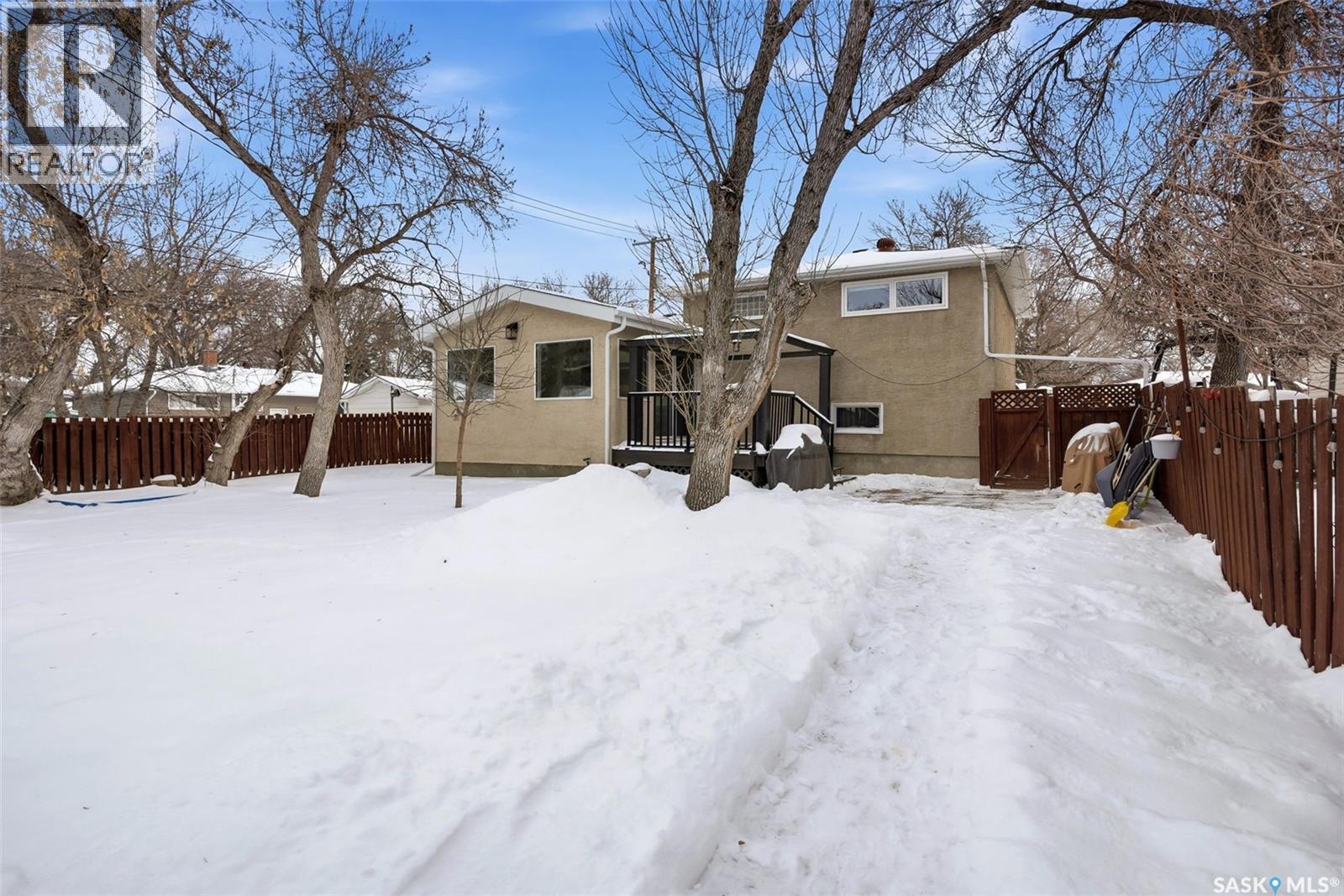 12 Montgomery Road, Regina, Saskatchewan  S4S 5C4 - Photo 40 - SK029242