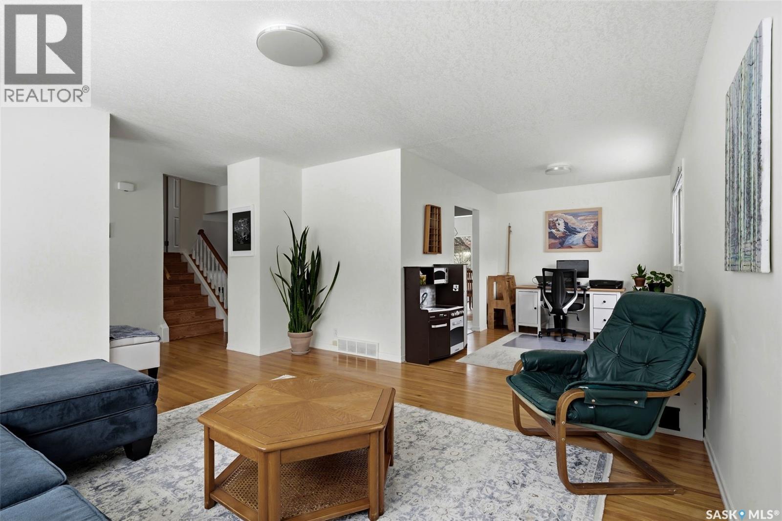 12 Montgomery Road, Regina, Saskatchewan  S4S 5C4 - Photo 6 - SK029242