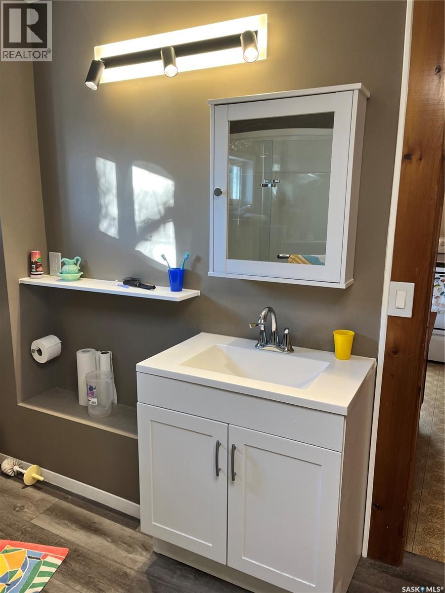 702 Grove Avenue, Saskatchewan Beach, Saskatchewan  S0G 4C0 - Photo 17 - SK029038