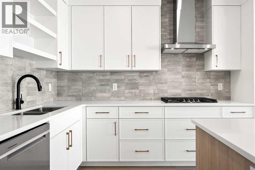 155 Greenwich Drive Nw, Calgary, Alberta  T3B 6N9 - Photo 10 - A2287709