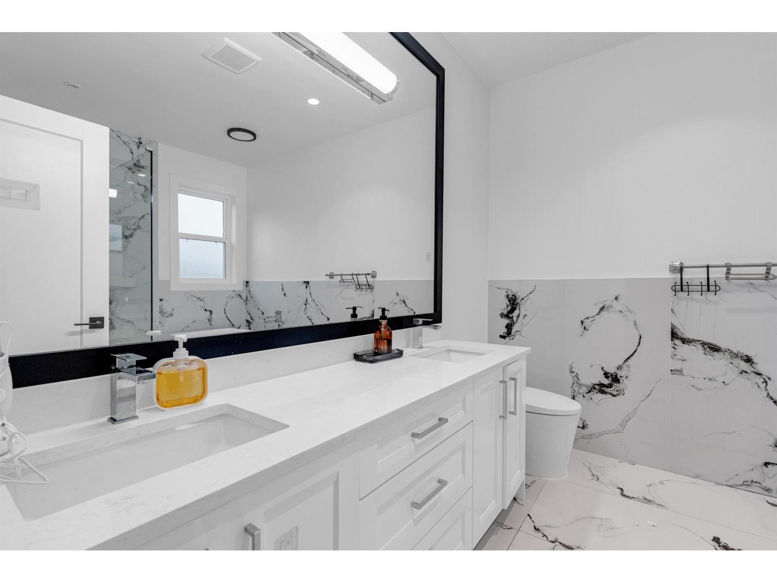 13995 79a Avenue, Surrey, British Columbia  V3W 2Z5 - Photo 15 - R3082759