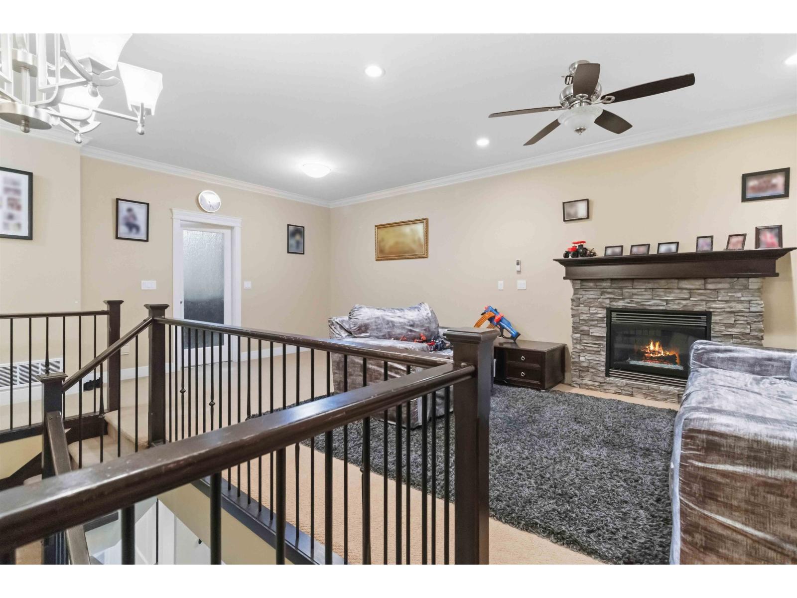 8546 Alexandra Street, Mission, British Columbia  V4S 1A2 - Photo 3 - R3090691